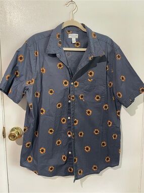 Arizona Sunflower Short-Sleeve Button-Up Shirt